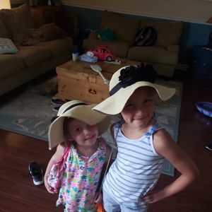 Meet your Posher, Rhiannon